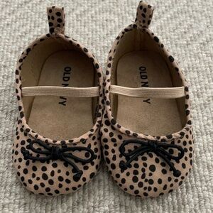 Old Navy Leopard ballet flats 3-6 M